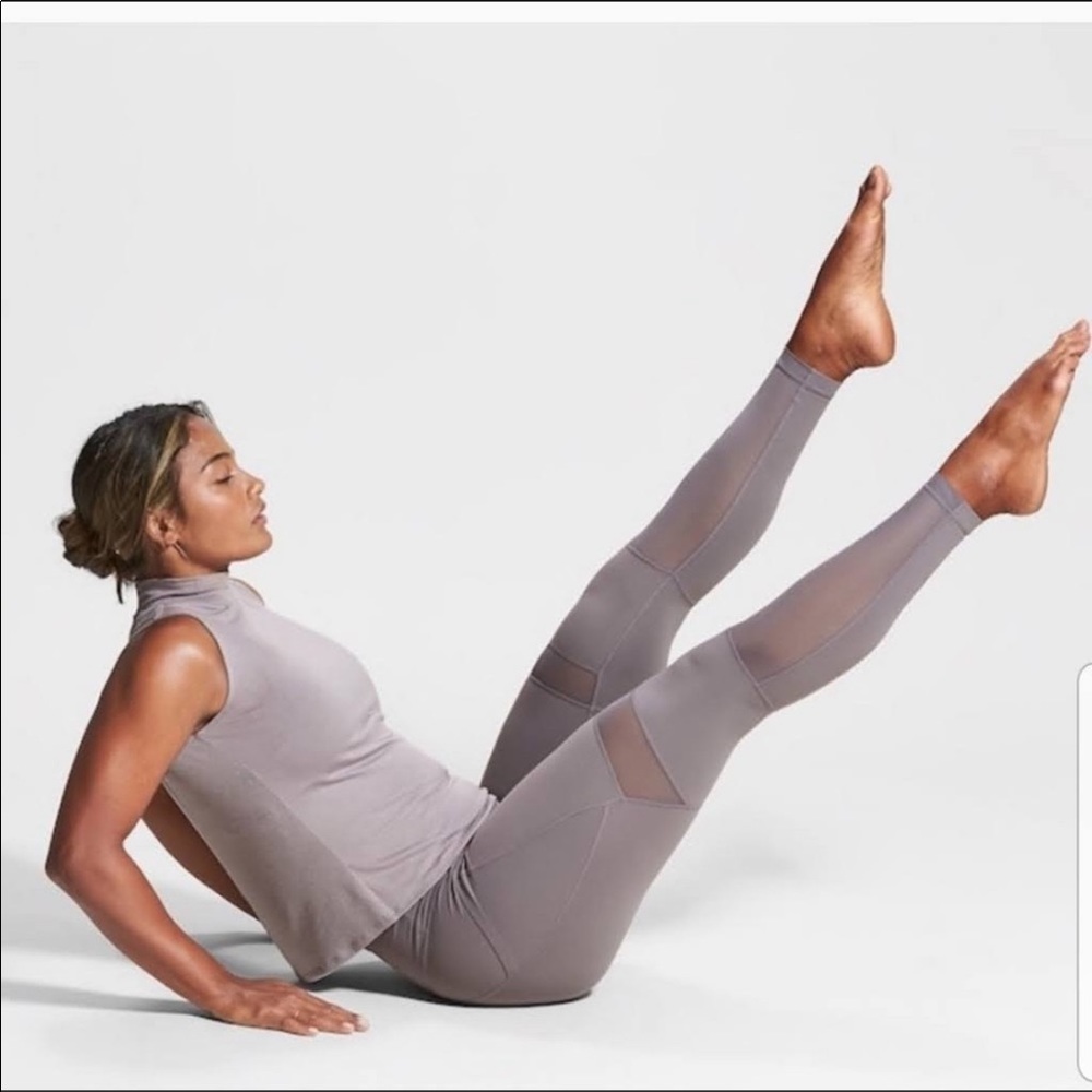Athleta Meshblock Stash Pocket Salutation Tight Silver Bells Gray High Rise